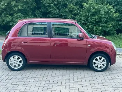 Gebraucht Daihatsu Trevis 60 PS (44 kW) 2006 Rot Kleinwagen