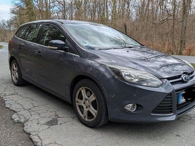 Gebraucht Ford Focus Trend 116 PS (85 kW) 2011 Grau Kombi