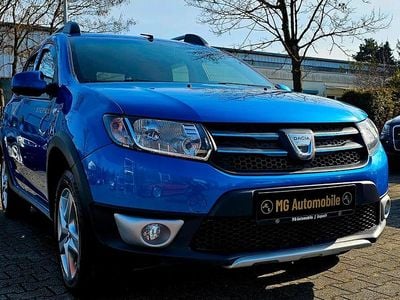 Gebraucht Dacia Sandero Prestige 90 PS (66 kW) 2015 Blau SUV