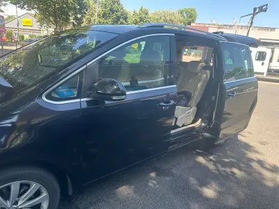 Gebraucht VW Sharan 170 PS (125 kW) 2012 Schwarz Van / Kleinbus