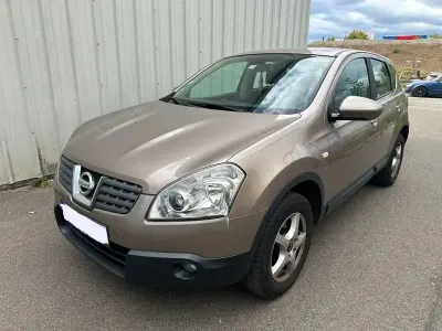 Gebraucht Nissan Qashqai Visia 117 PS (86 kW) 2008 Gold SUV