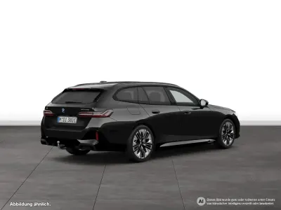 Gebraucht BMW i5 M Sport 250 kW (340 PS) 2025 Schwarz Kombi