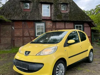 Gebraucht Peugeot 107 69 PS (50 kW) 2006 Gelb Kleinwagen