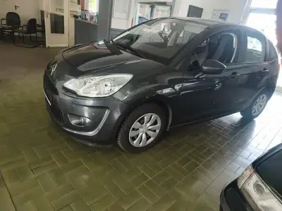 Gebraucht Citroën C3 Tendance 68 PS (50 kW) 2013 Grau Limousine