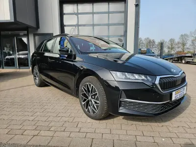 Gebraucht Skoda Octavia Selection 150 PS (110 kW) 2025 Schwarz Kombi