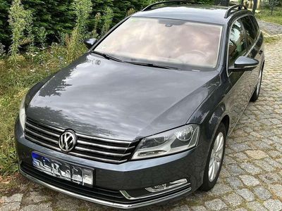 Second-hand VW Passat Comfortline 150 CP (110 kW) 2013 Gri Break