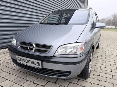 Grau Gebraucht 2003 Opel Zafira Elegance Van / Kleinbus | 2.490 € (Fairer Preis)
