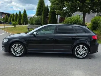 Gebraucht Audi S3 Sport 265 PS (194 kW) 2010 Schwarz Kleinwagen
