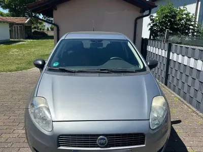 Gebraucht Fiat Grande Punto Active 65 PS (47 kW) 2007 Schwarz Kleinwagen