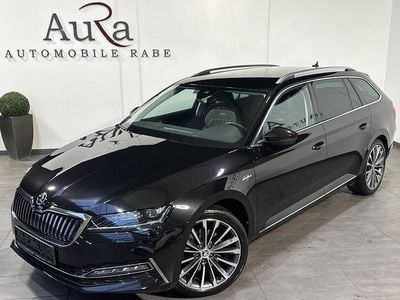 Gebraucht Skoda Superb LAURIN & KLEMENT 200 PS (147 kW) 2023 Blackmagic Kombi