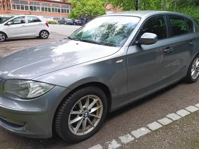 Gebraucht BMW 116 122 PS (89 kW) 2010 Silber Kleinwagen