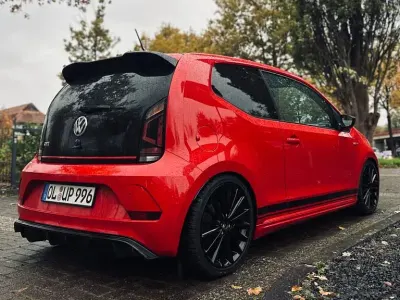 Używany VW up! GTI 140 KM (102 kW) 2018 Czerwony Hatchback