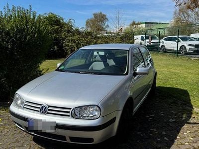 Gebraucht VW Golf IV 105 PS (77 kW) 2000 Silber Limousine
