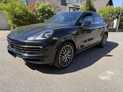 Second-hand Porsche Cayenne 340 CP (250 kW) 2021 Negru SUV