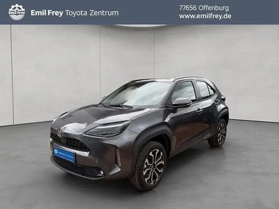 Neu Toyota Yaris 131 PS (96 kW) 2026 Grau Kleinwagen
