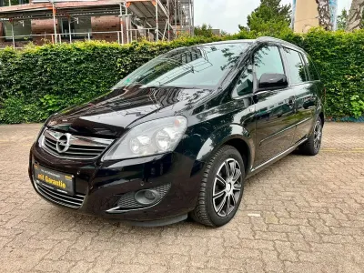 Gebraucht Opel Zafira Design Edition 116 PS (85 kW) 2011 Schwarz Van / Kleinbus