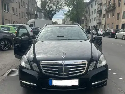 Gebraucht Mercedes 250 204 PS (150 kW) 2011 Schwarz Limousine