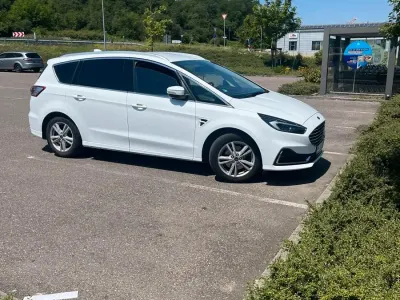 Gebraucht Ford S-MAX Titanium 190 PS (139 kW) 2020 Weiß Van / Kleinbus