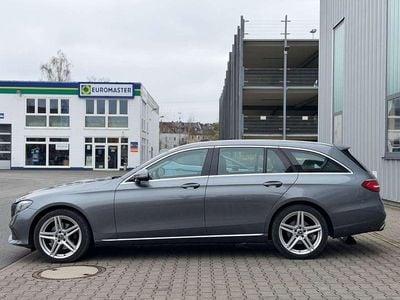 Grau Gebraucht 2018 Mercedes E220 Kombi | 19.870 € (Superpreis)