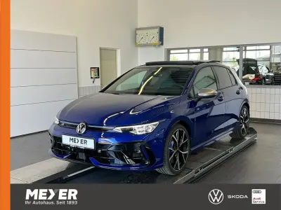 Neu VW Golf VIII R 333 PS (244 kW) 2026 Lapiz blue metallic Limousine