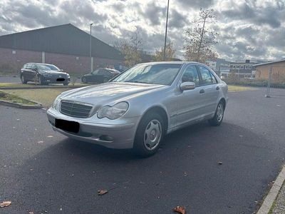 Mercedes C200