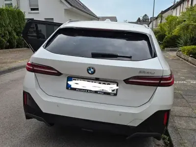 Gebraucht BMW 520 Performance 190 PS (139 kW) 2024 Weiß Kombi