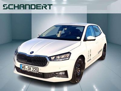 Gebraucht Skoda Fabia Selection 95 PS (69 kW) 2025 Moonweiss metallic Limousine