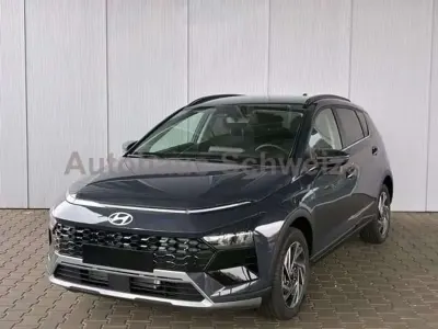 Neu Hyundai Bayon Premium 101 PS (74 kW) 2026 Aurora grey / met SUV