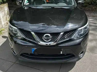 Gebraucht Nissan Qashqai Tekna 116 PS (85 kW) 2014 Schwarz SUV