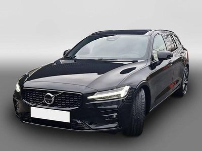 Gebraucht Volvo V60 Plus 197 PS (144 kW) 2025 Schwarz Kombi