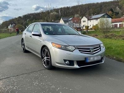 Second-hand Honda Accord Executive 150 CP (110 kW) 2008 Argintiu Berlinǎ