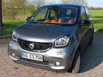 Usata Smart ForFour Passion 90 CV (66 kW) 2016 Nero Utilitaria