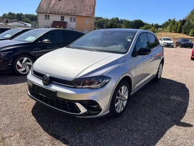 Gebraucht VW Polo R-line 95 PS (69 kW) 2024 Silber Kleinwagen