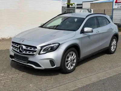 Gebraucht Mercedes GLA200 136 PS (100 kW) 2019 Silber SUV