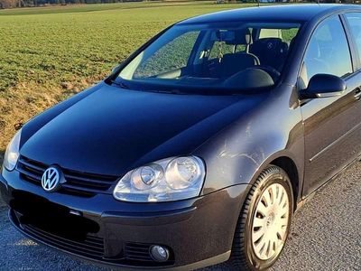 Usata VW Golf V 102 CV (75 kW) 2007 Berlina