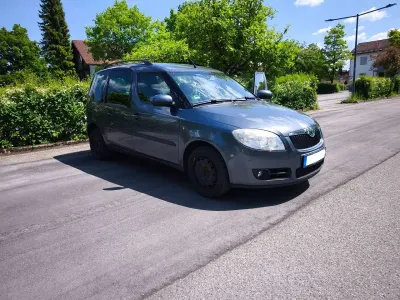 Gebraucht Skoda Roomster Comfort 105 PS (77 kW) 2007 Grau Van / Kleinbus