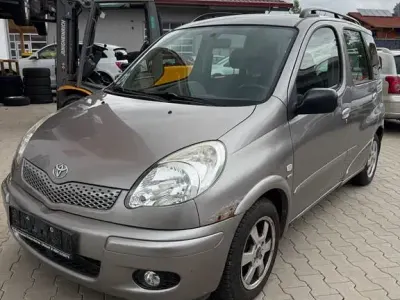 Gebraucht Toyota Yaris Sol 84 PS (61 kW) 2005 Grau Kombi
