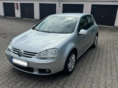 Gebraucht VW Golf V 102 PS (75 kW) 2008 Grau Kleinwagen