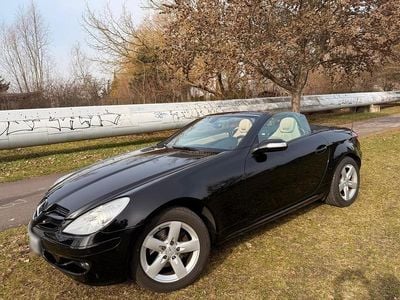 Usata Mercedes SLK200 163 CV (119 kW) 2006 Nero Cabrio