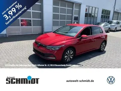 Gebraucht VW Golf VIII Move 110 PS (80 kW) 2024 Kings red metallic Limousine