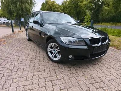 Gebraucht BMW 318 140 PS (102 kW) 2011 Schwarz Kombi