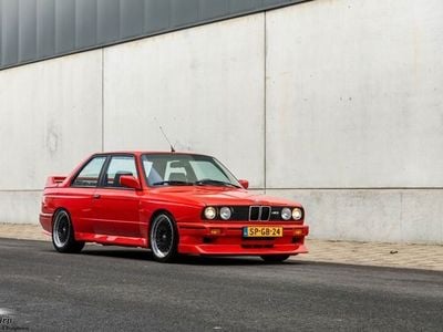 Gebraucht BMW M3 215 PS (158 kW) 1989 Rot