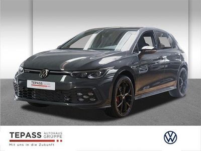 Grau Gebraucht 2024 VW Golf VIII GTD Limousine | 39.330 € (Etwas zu teuer)