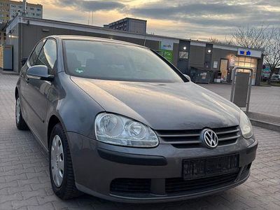 Gebraucht VW Golf IV 75 PS (55 kW) 2004 Grau Limousine