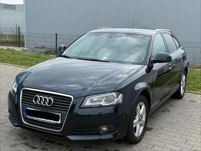 Gebraucht Audi A3 105 PS (77 kW) 2009 Blau Kleinwagen