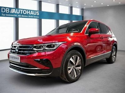 Rot Gebraucht 2023 VW Tiguan Elegance SUV | 30.930 € (Fairer Preis)