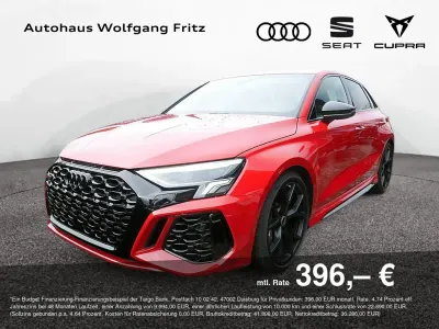 Gebraucht Audi RS3 Sportback Ambiente 400 PS (294 kW) 2023 Tangorot metallic Kleinwagen