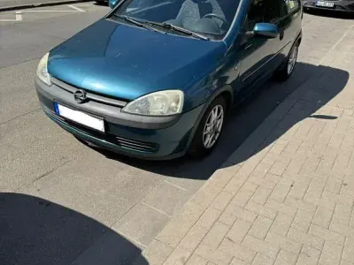 Second-hand Opel Corsa Comfort 58 CP (42 kW) 2001 Hatchback