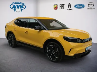 Używany Ford Capri Premium 210 kW (286 KM) 2025 Żółty SUV