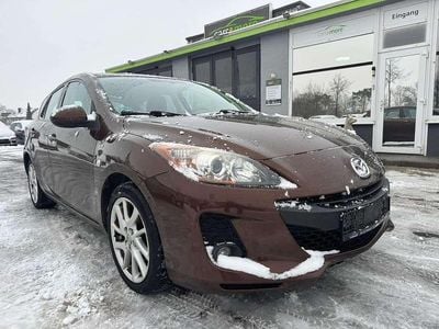 Autumn bronze Gebraucht 2012 Mazda 3 Edition Kleinwagen | 3.900 € (Guter Preis)